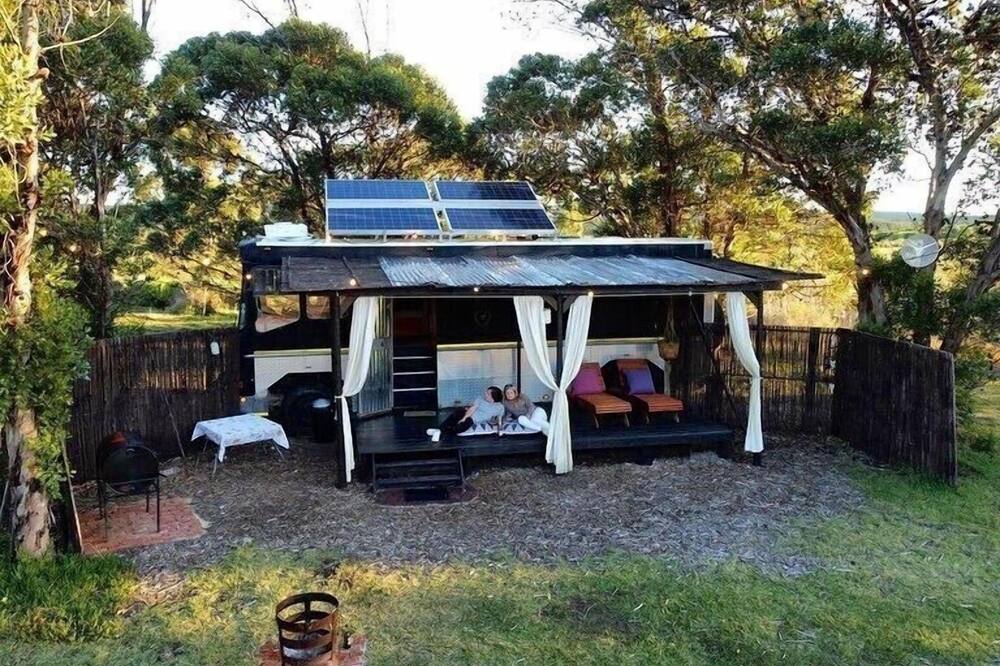 Classic mobile home next to vlei in birdsactuary.