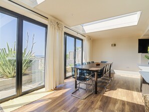 Cottage | Dining - Coast Guard House (Herne Bay)