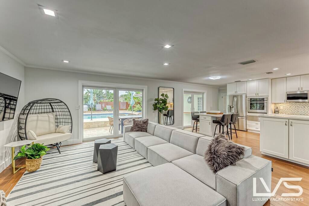 تلفزيون ذكي، كُتُب، ستيريو