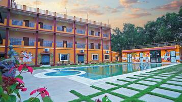 Fachada de la propiedad