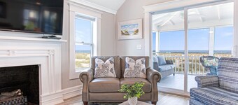 Our most Popular Rental on Tybee! Voted best view! by Tybee Cottages