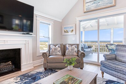 Our most Popular Rental on Tybee! Voted best view! by Tybee Cottages