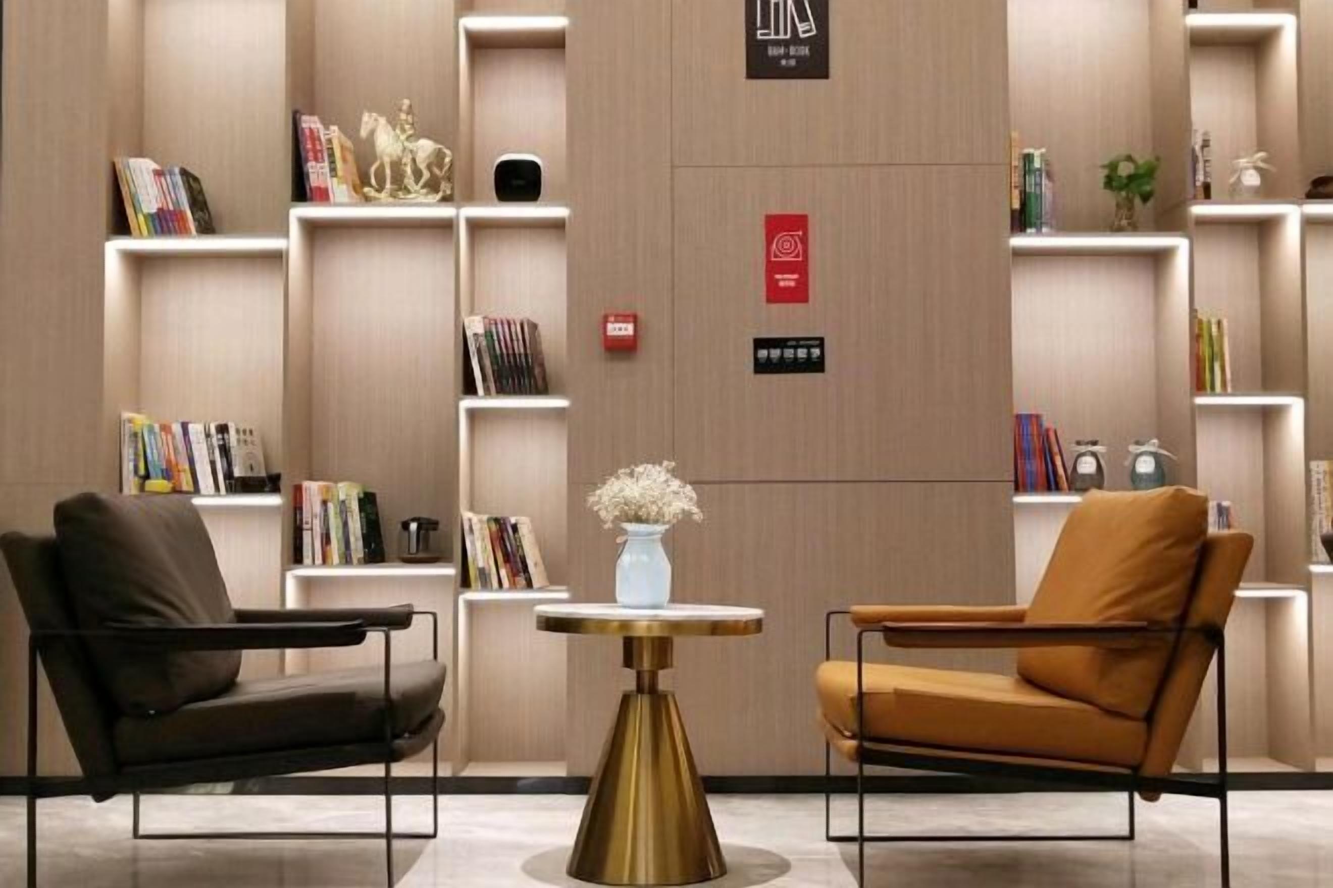 المنشأة من الداخل