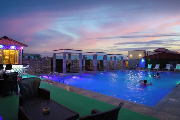 Outdoor pool