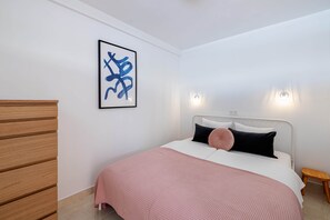 1 sovrum, strykjärn/strykbräda, gratis wi-fi och sängkläder