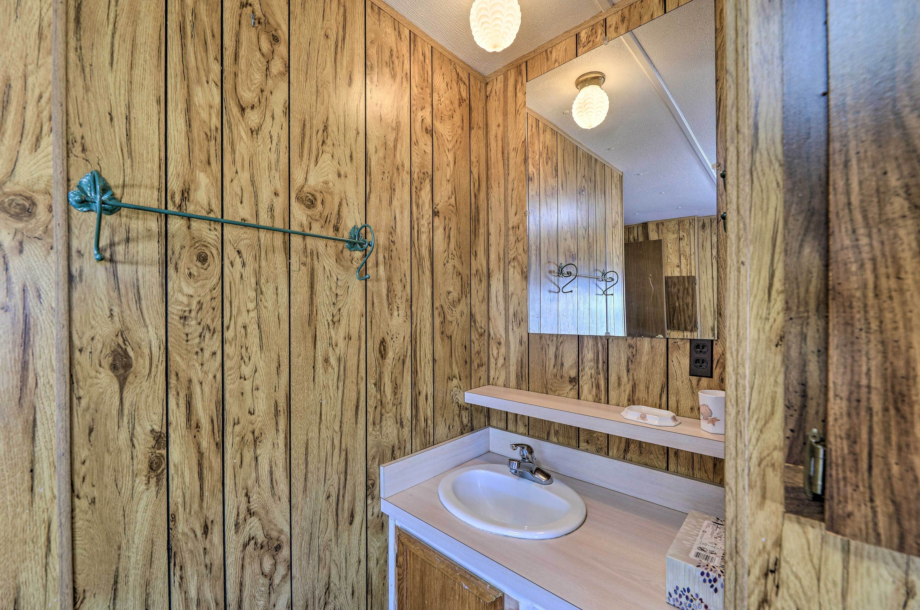 Kostenlose Toilettenartikel, Handtücher