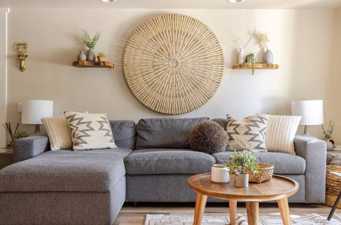 Smart TV, lareira, videogames, pebolim