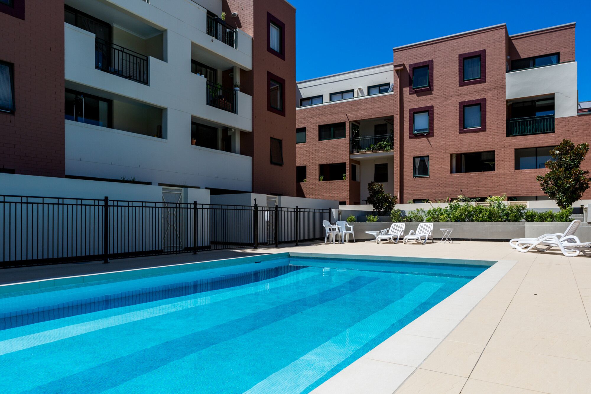 Modern, Executive Apartment in Great Location