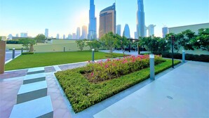Garden - Wonderful Stay in Downtown Views (Dubai)