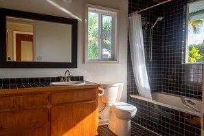 House, 2 Bedrooms | Bathroom | Towels - Hale Honu 2 Bedroom Home by RedAwning (Keaau)