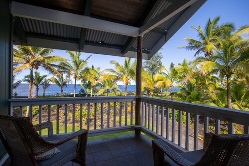 Hale Honu 2 Bedroom Home by RedAwning