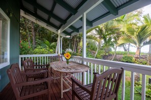 Maison, 2 chambres | Balcon