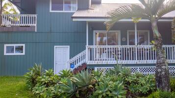 House, 2 Bedrooms | Exterior