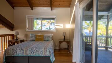 House, 2 Bedrooms | 2 bedrooms, desk, free WiFi