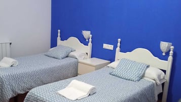 Habitación cuádruple básica | Wifi gratis