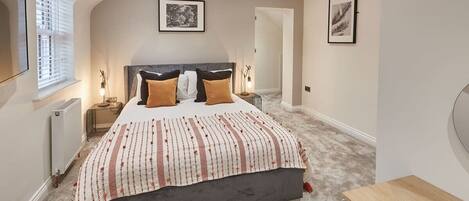 4 soverom, wi-fi (inkludert) og sengetøy