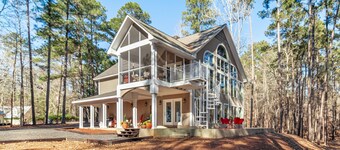 Beautiful Lakehouse on Clarks Hill Lake