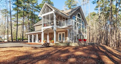 Beautiful Lakehouse on Clarks Hill Lake