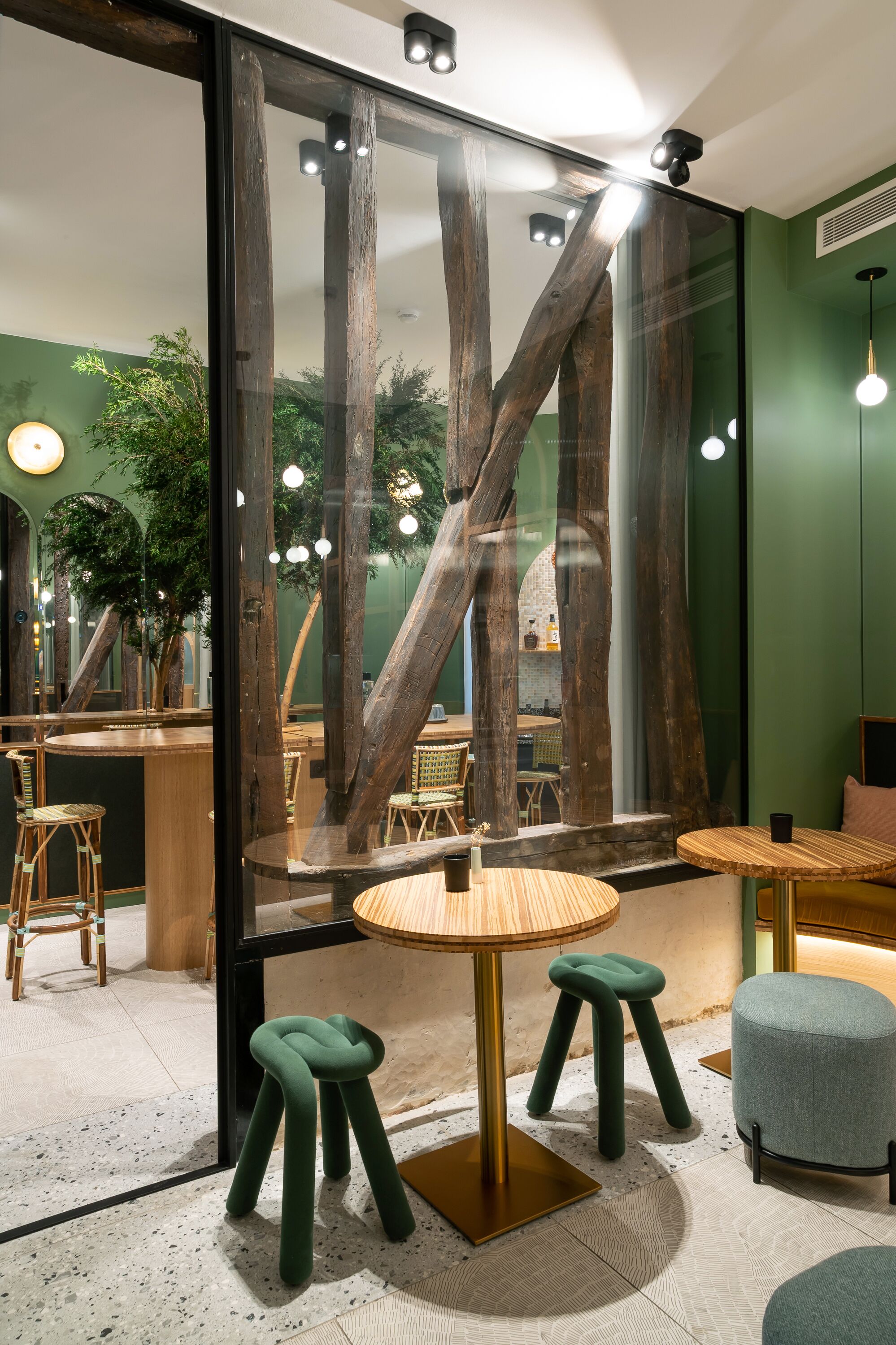 Daily buffet breakfast (EUR 15 per person)