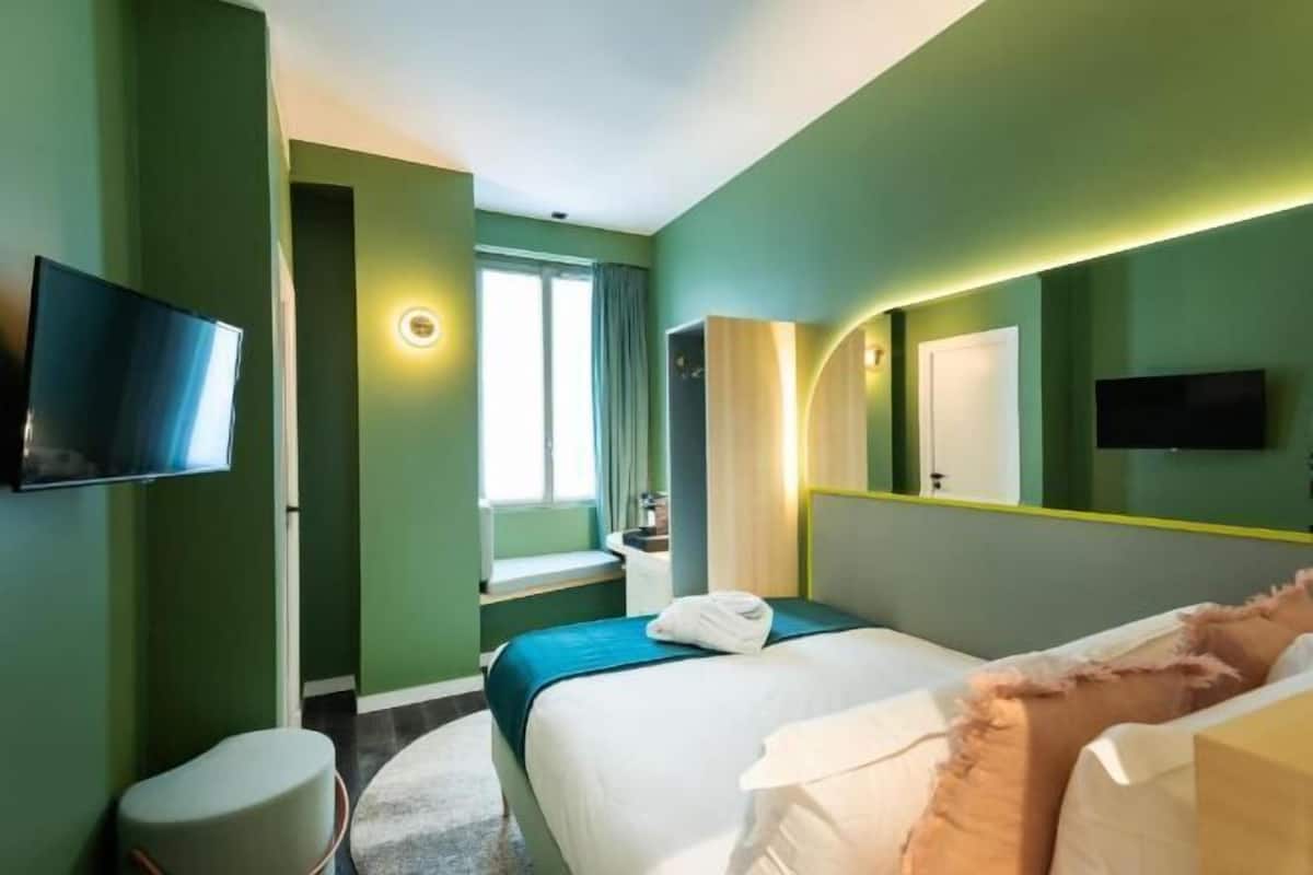 Een kluis op de kamer, individueel gedecoreerd, individueel gemeubileerd