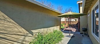@ Marbella Lane - 4BR Home Away From Home | Ldry