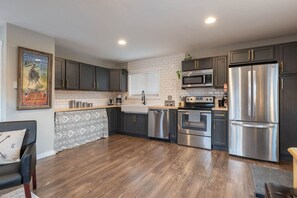 Fridge, microwave, oven, stovetop - 1315 N 5th St #2 · Downtown Modern-Farmhouse Studio (Spearfish)