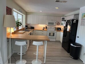 Microwave, oven, stovetop, dishwasher