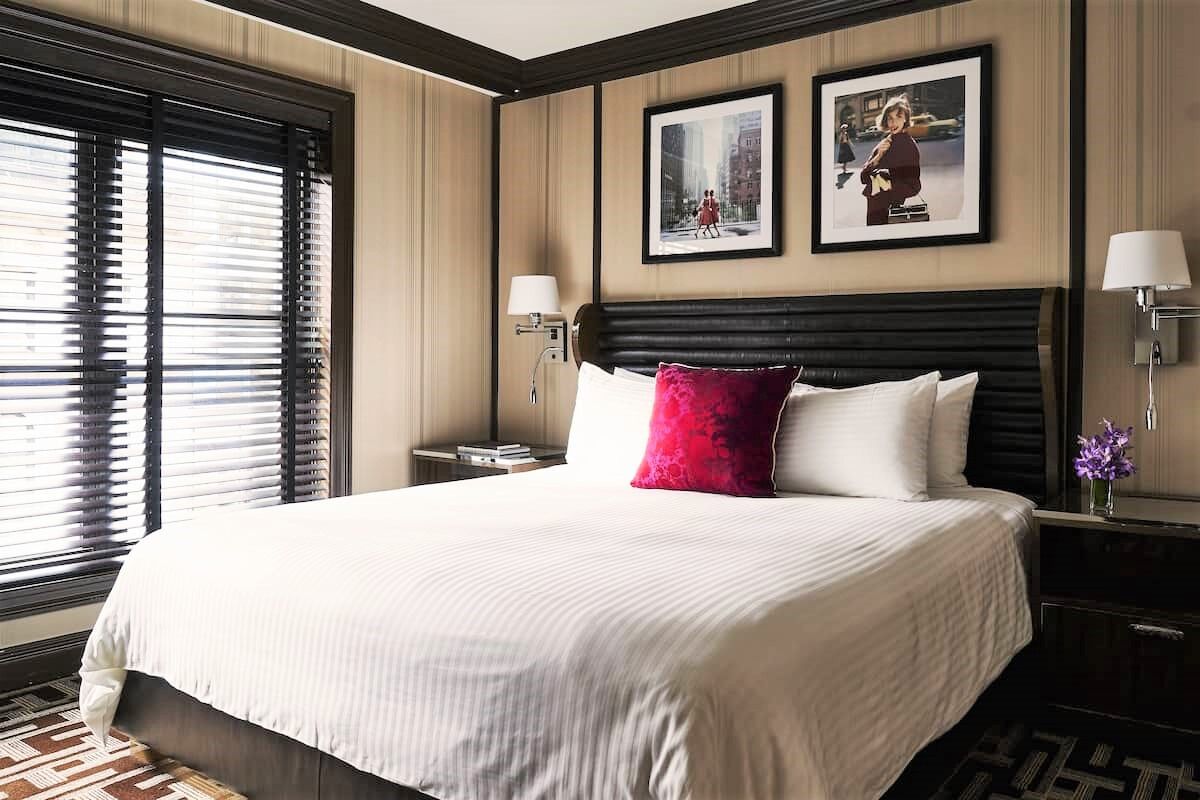 Premium 1 King Bed Room at The Iroquois New York