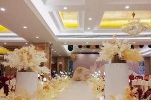 Indoor wedding - Vienna International Hotel (Qinzhouwan Square Nongken) (Qinzhou)