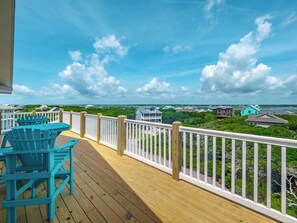 Property grounds - Eagles' Landing | Private Pool + Hot Tub, Views! (Surf City)