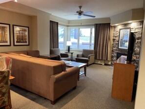 TV, fireplace - Experience Tahoe's Ski Scene at Holiday Inn Club Vacations Tahoe Ridge Resort (Stateline)