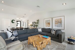 Smart TV, fireplace, books