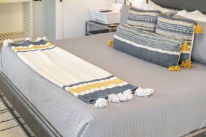 4 bedrooms, desk, iron/ironing board, travel cot