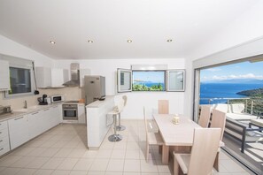 Dining - Villa Faneromeni - Two Bedroom Villa, Sleeps 5 (Lefkada)