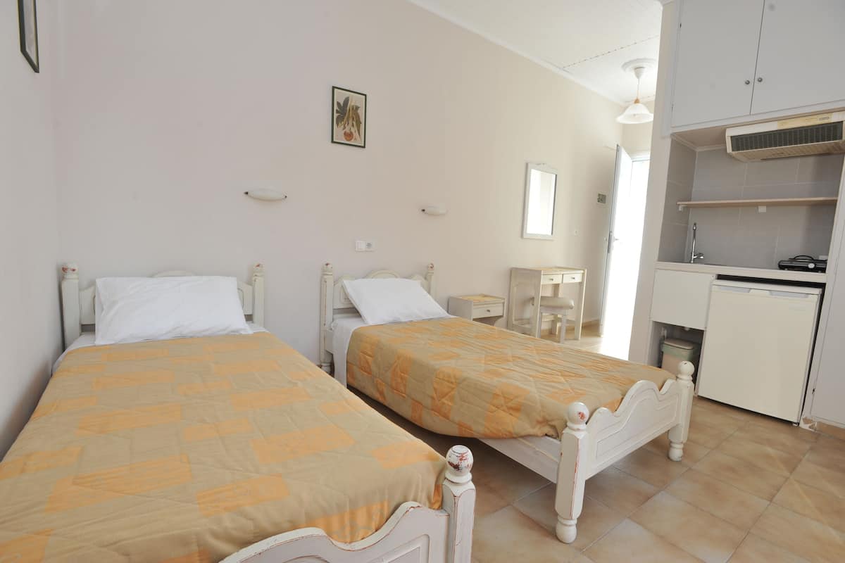 2 bedrooms