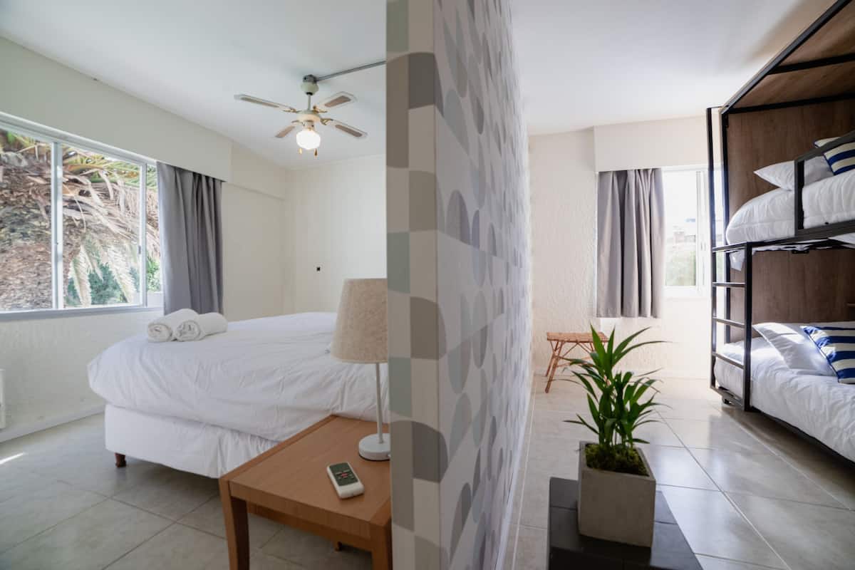 Wifi gratis y ropa de cama