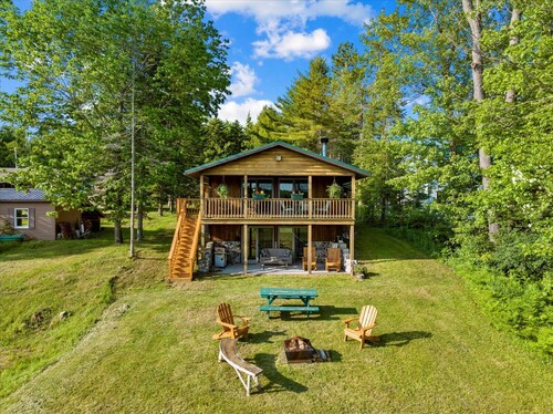 Relax By the Lake! - Shorter May/June Stays Available