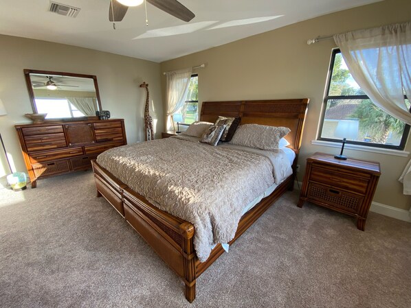 2 bedrooms, desk, iron/ironing board, free WiFi