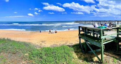 Whale Suite in Flagler Beach, Ocean Front, king bed