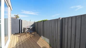 Cottage | Outdoor dining