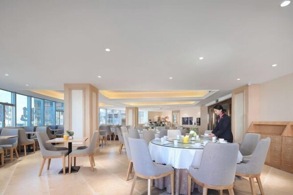 Restaurant - Vienna Hotel (Kunming Baiyun Road Metro Station Jiang'an) (Kunming)