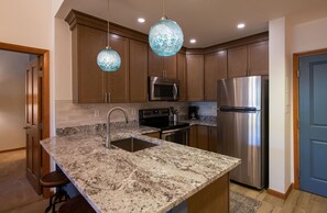 Frigorifero, microonde, forno, lavastoviglie