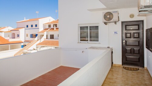 2BD Apartment in Alagoa Beach by LovelyStay