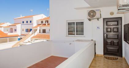 2BD Apartment in Alagoa Beach by LovelyStay