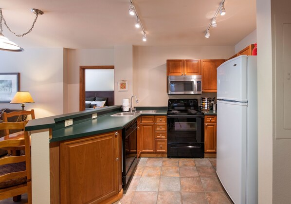 Fridge, microwave, oven, dishwasher