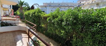 Lovely Algarvian Escape by LovelyStay