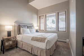 1 bedroom, iron/ironing board, WiFi, bed sheets - Zephyr Mountain Lodge, Condo | 1 Bedroom (Premium-Rated Condo 2501) (Winter Park)