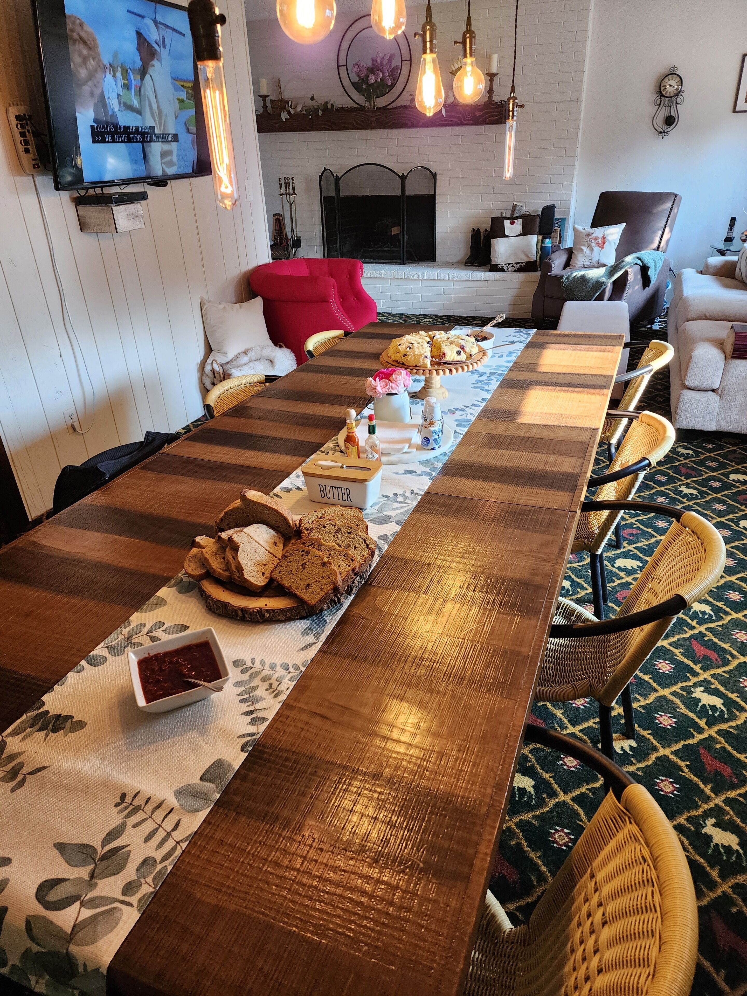 Ilmainen päivittäinen täysi aamiainen 