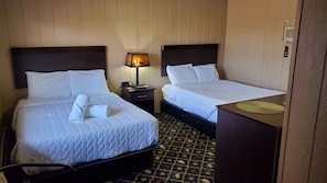 Standard Room | Free WiFi, bed sheets - The Carter inn (Ten Sleep)