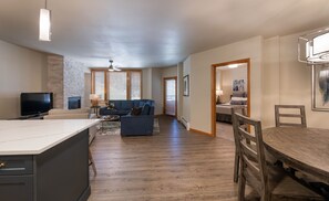 TV, fireplace - Zephyr Mountain Lodge, Condo | 3 Bedroom (Premium-Rated Condo 2505) (Winter Park)